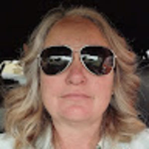 Meet your Posher, Janet